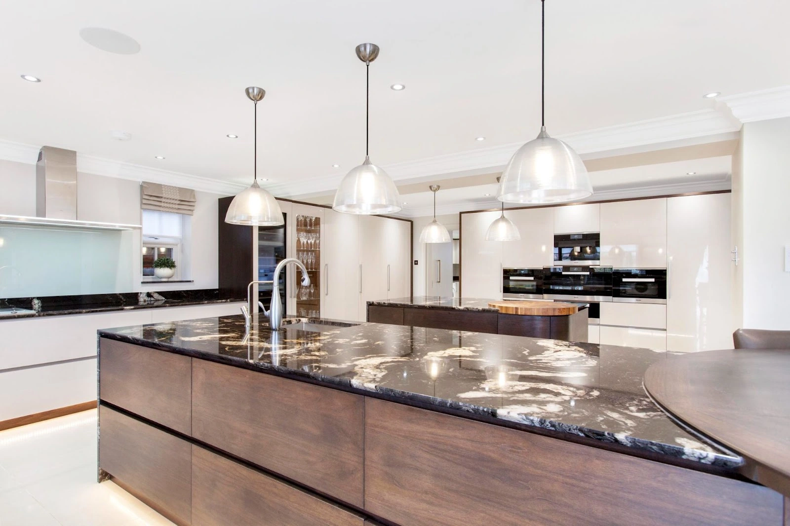 Crafting Your Dream Kitchen with Belleze Luxury Home Interiors